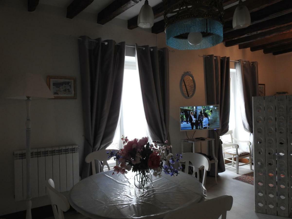 Ferienwohnung Le Logis D'Antoine Orléans Exterior foto